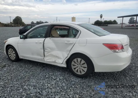 2010 Honda Accord Lx z USA, uszkodzony, nr VIN 1HGCP2F34AA149014
